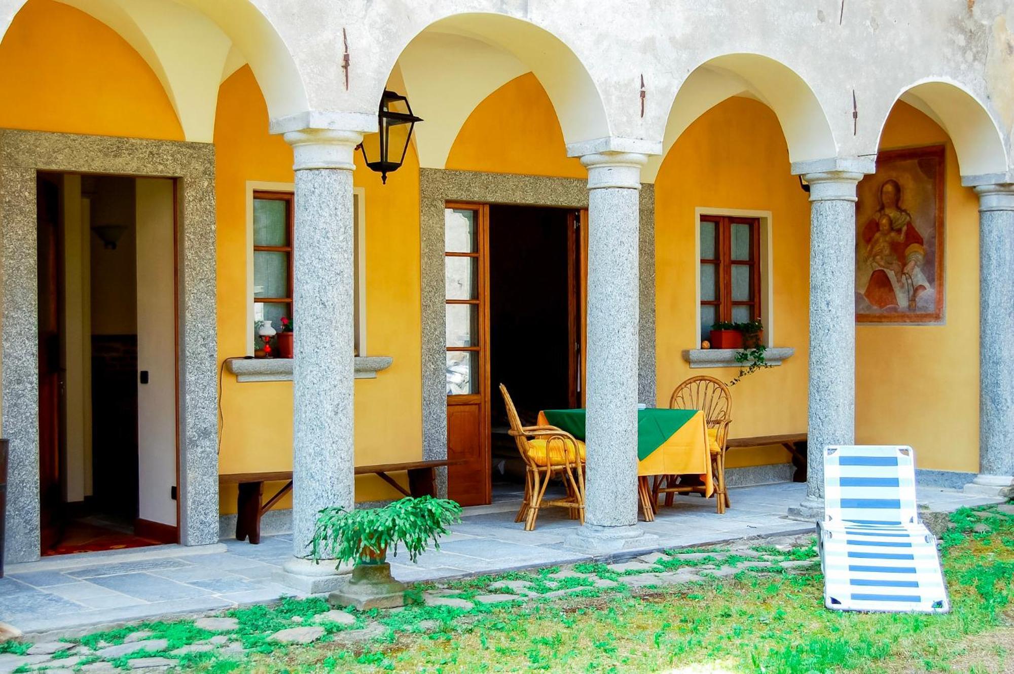 Casa Borgo Apartment Cannobio Exterior foto